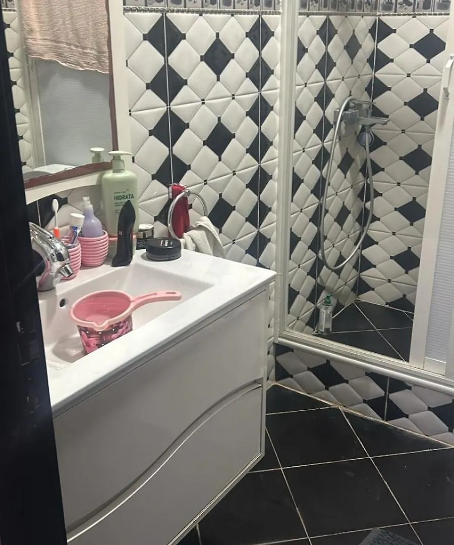 Appartement Partage Calme Et Securise Casablanca Homestay